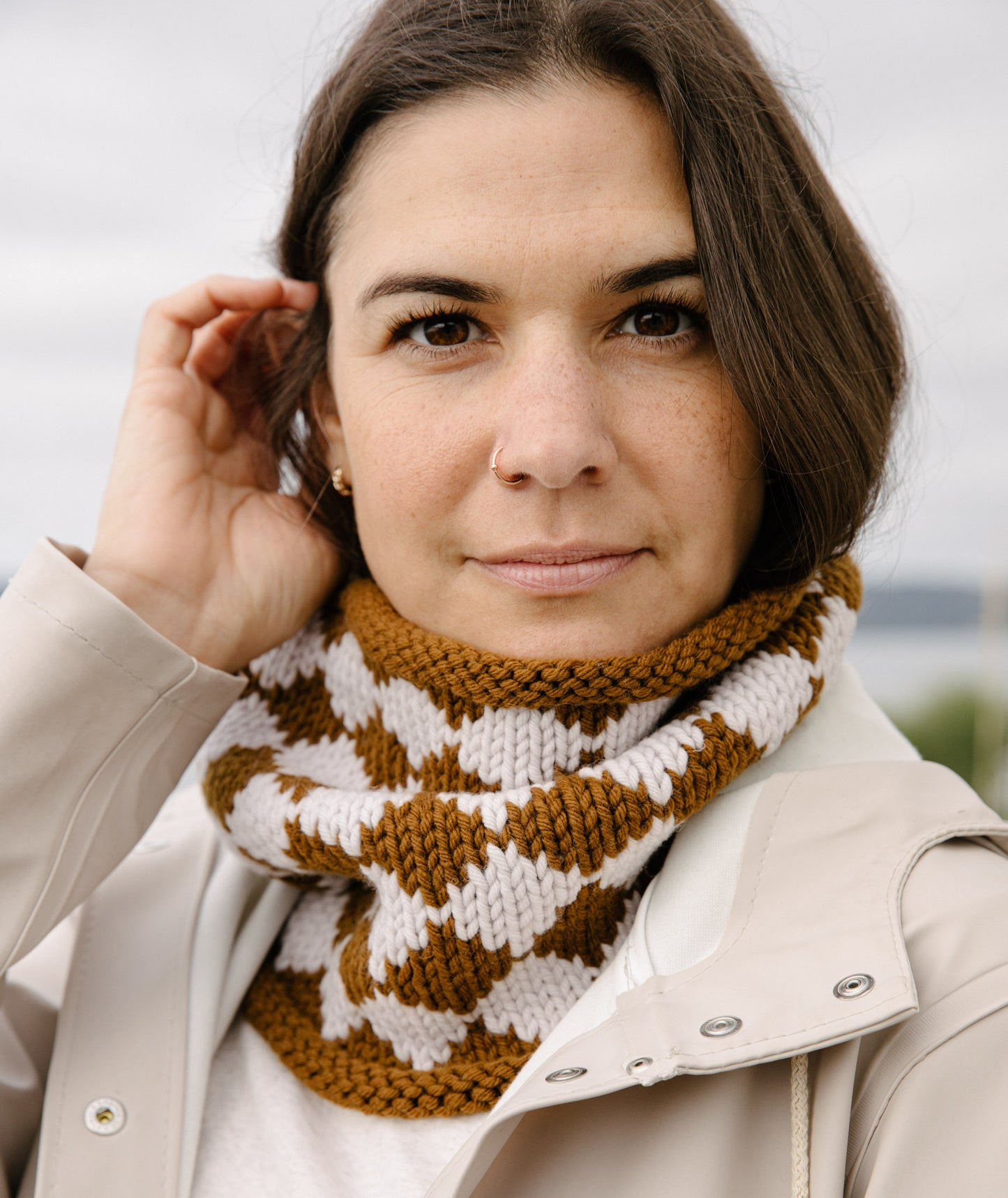 Big Diamond Colorwork Cowl Using Brooklyn Tweed Arbor Lodge