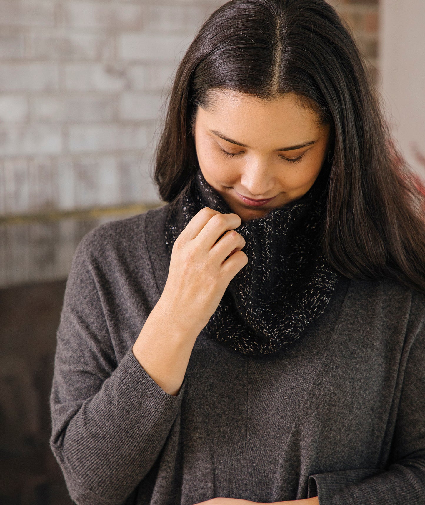 Common Time Cowl Using Lang Cashmere Light and Lana Grossa Brillino