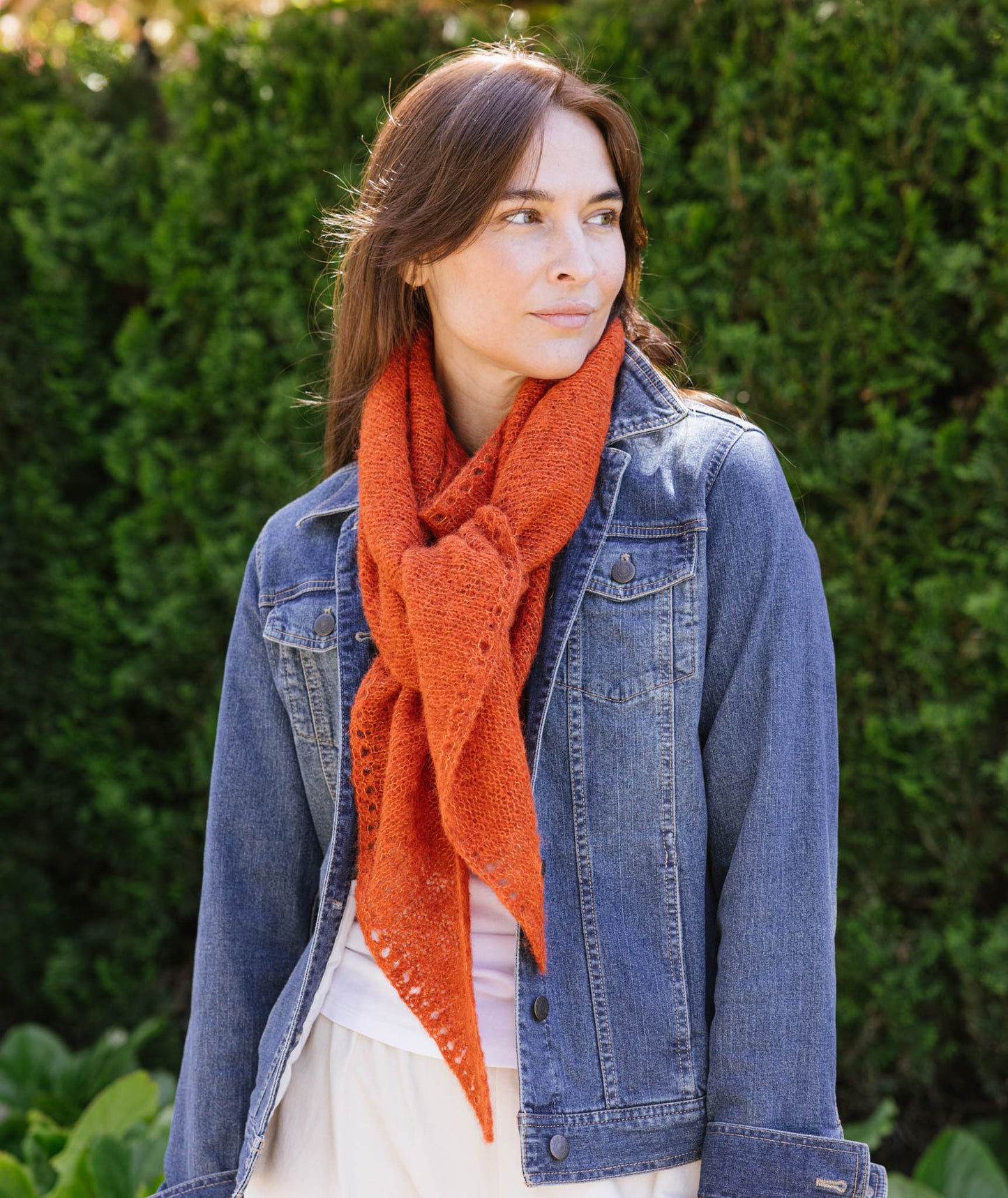 Demi Lune Scarf Using Isager Soft Fine