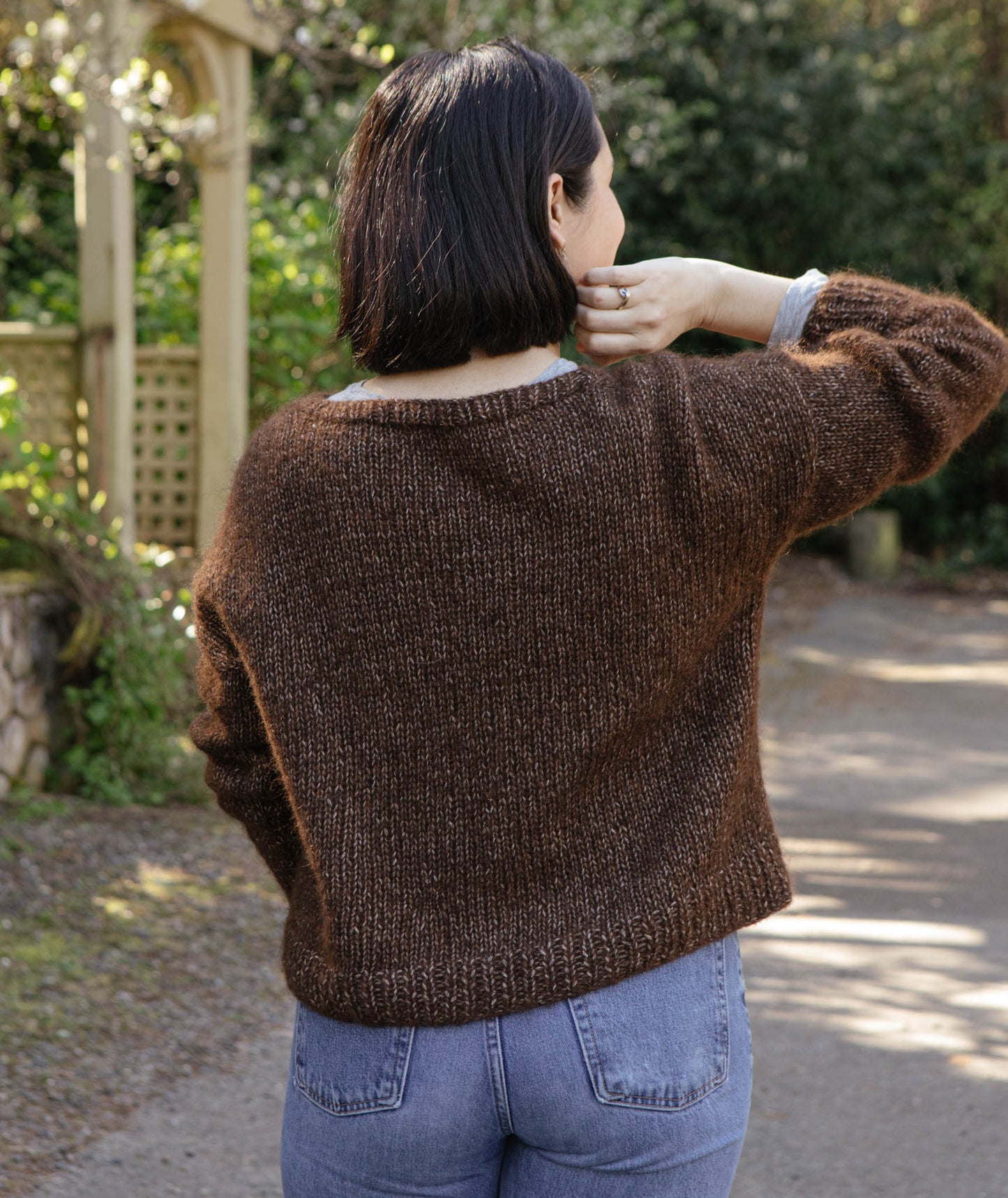 Easy Relaxed Pullover Using Isager Soft