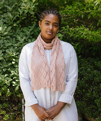 Tea Leaf Lace Scarf Using Isager Bomulin