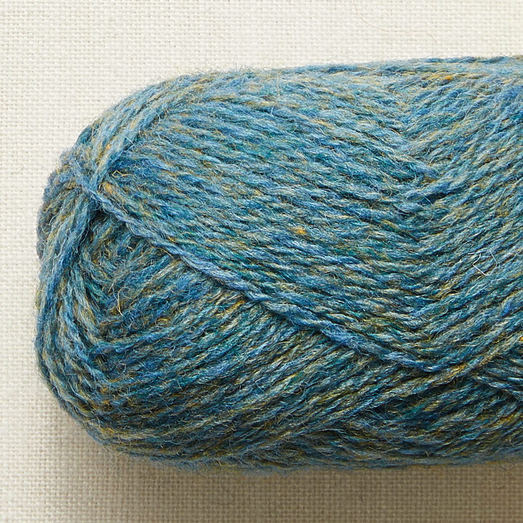 Jolly Wee Elf Using Jamieson's Shetland Spindrift