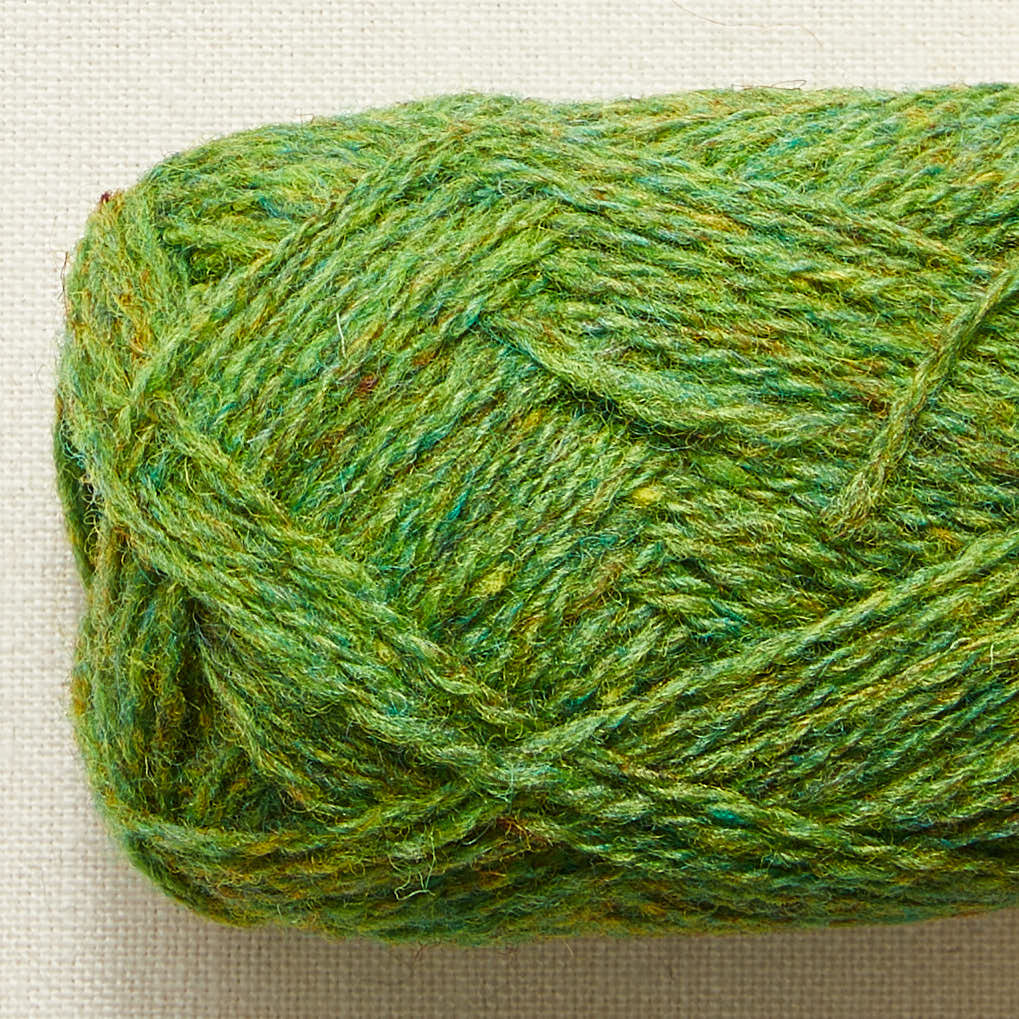 Jolly Wee Elf Using Jamieson's Shetland Spindrift