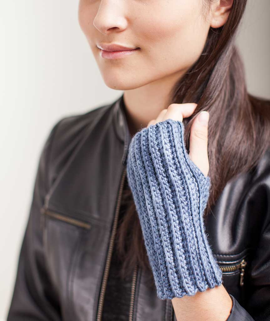 Crocheted Handwarmers: 1 Stitch 3 Ways Using Manos Maxima