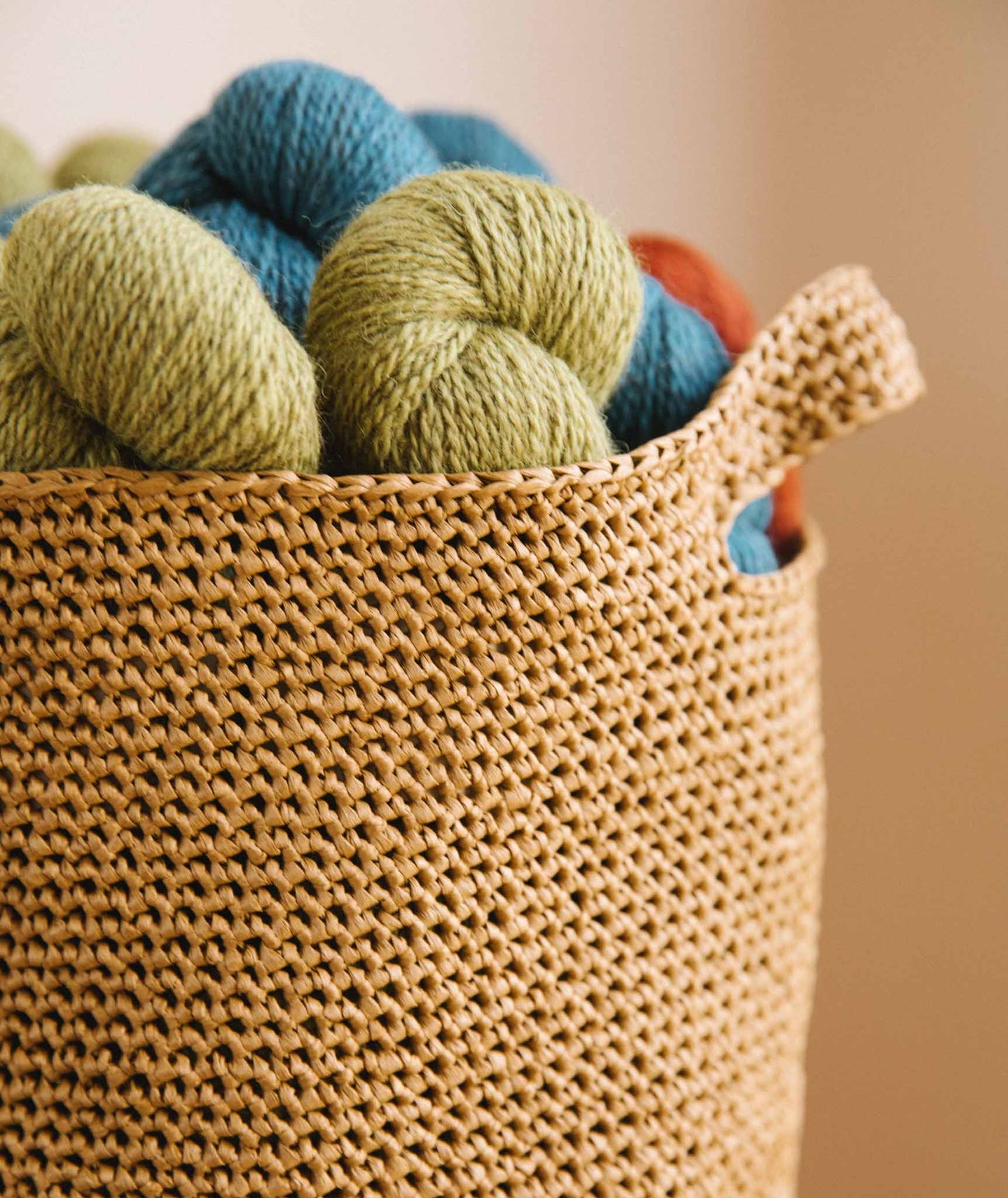 Crocheted Basket: Double Stranded Version Using Wool and the Gang Ra-Ra Raffia