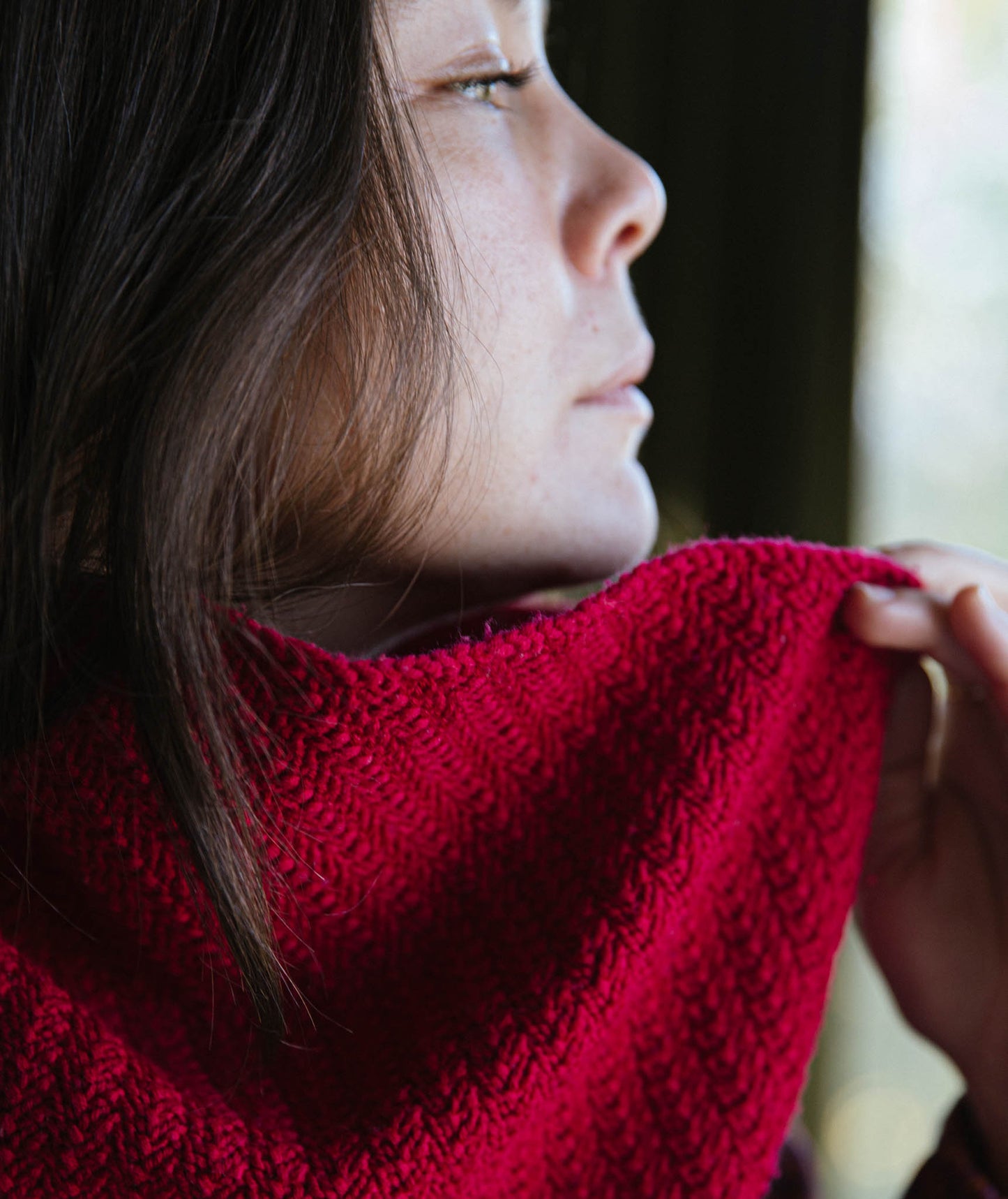 Walking Rib Cowl Using Catherine Lowe Merino 5