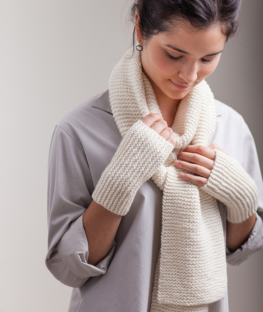 Classroom: Garter-Stitch Scarf & Sideways Handwarmers Pattern